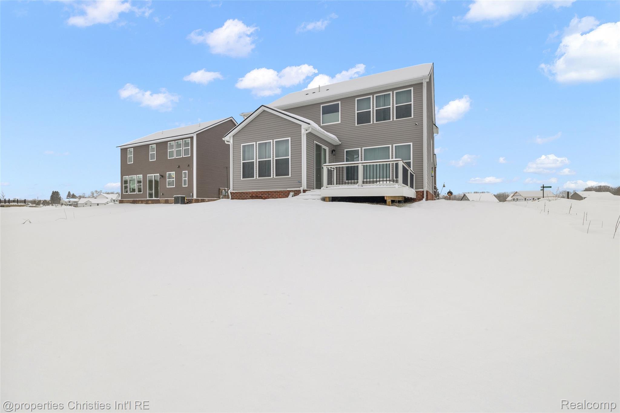 2436 Parkshore Drive