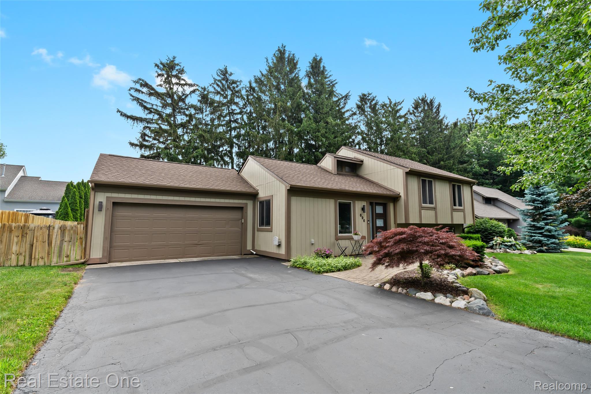 696 Estes Court