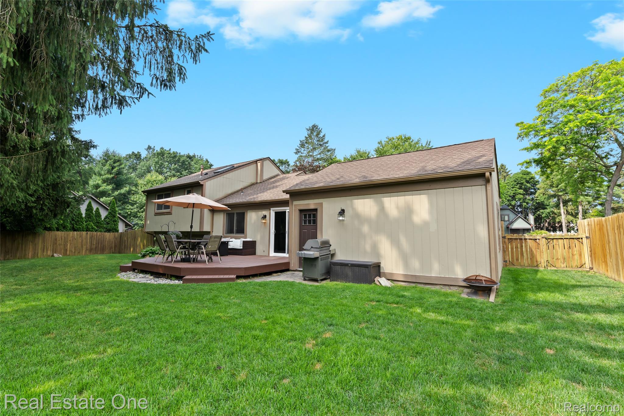 696 Estes Court