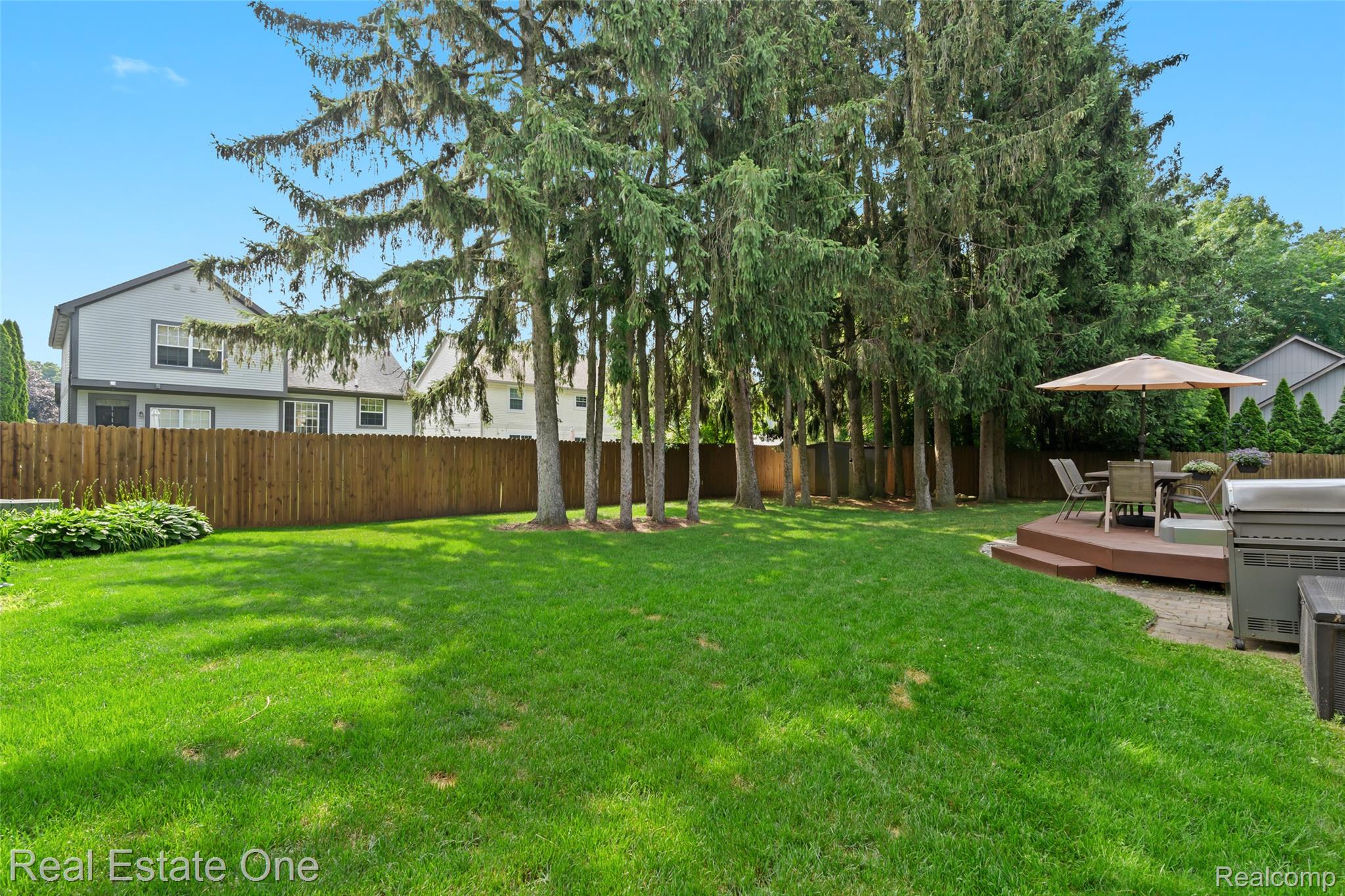 696 Estes Court