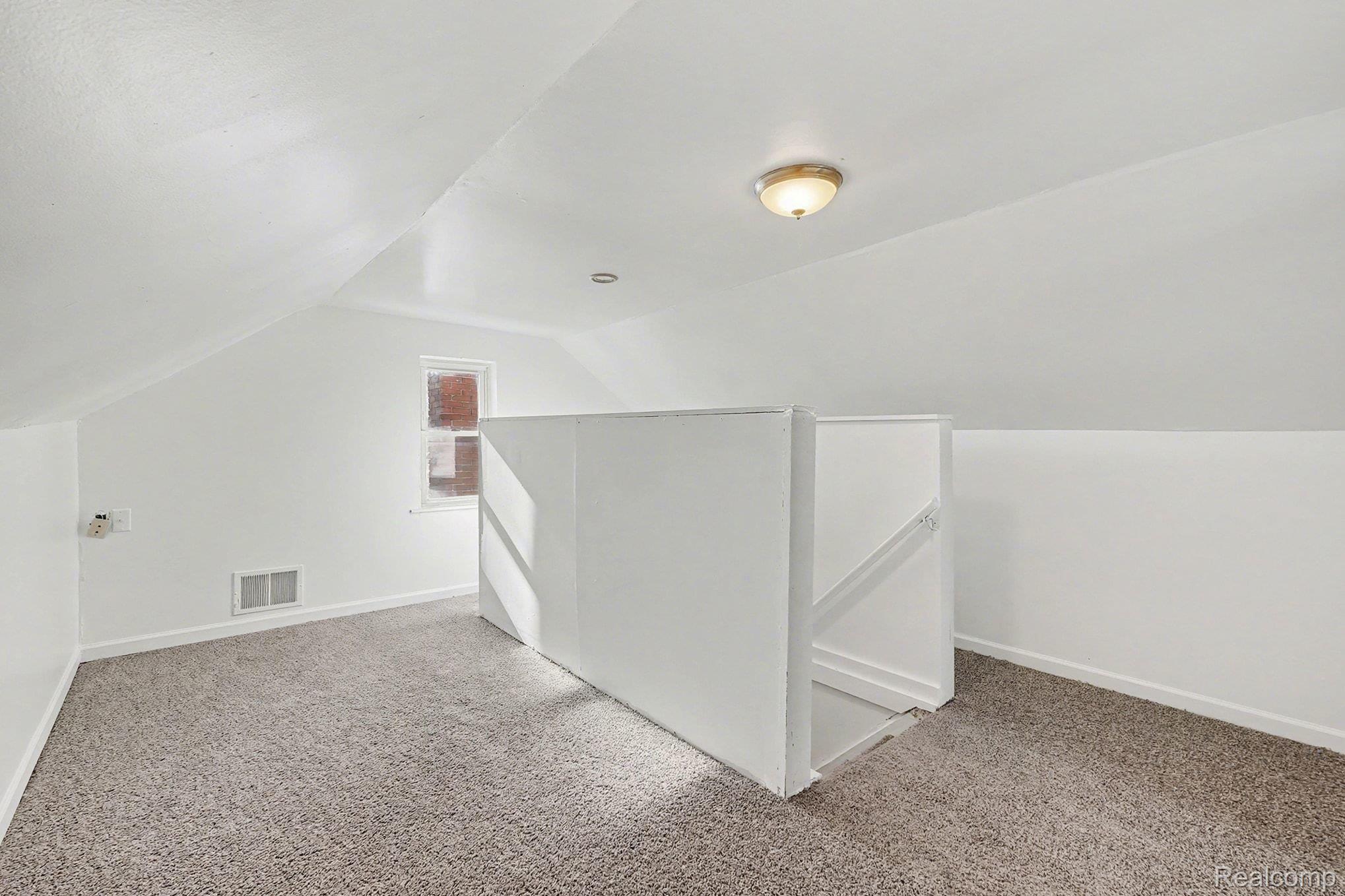 7284 Orchard Avenue