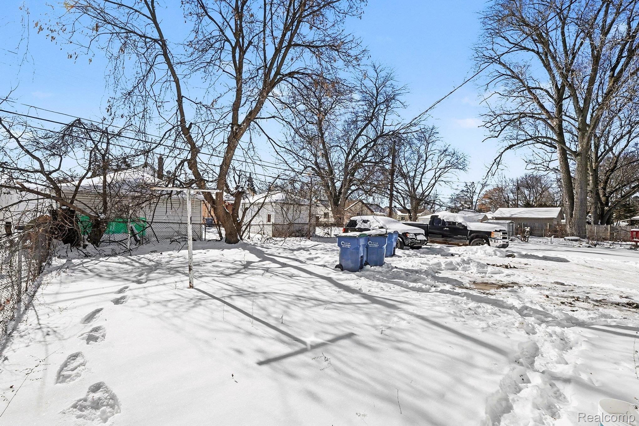 7284 Orchard Avenue