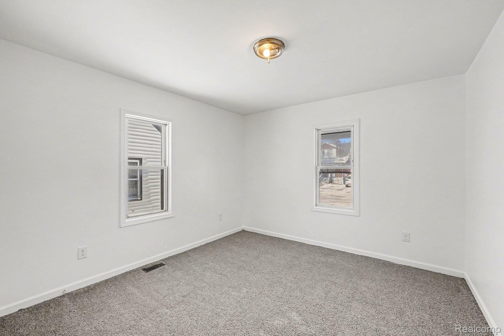7284 Orchard Avenue