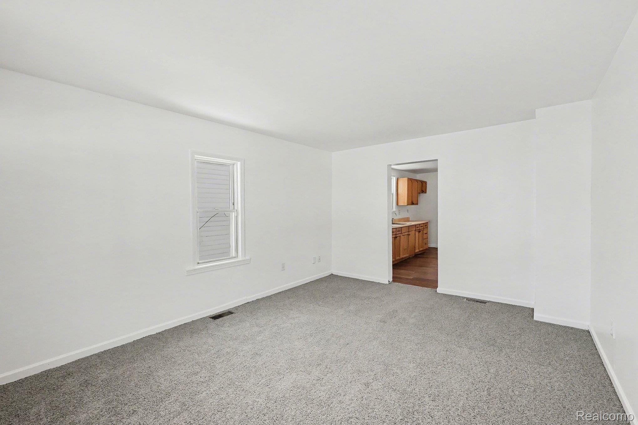 7284 Orchard Avenue