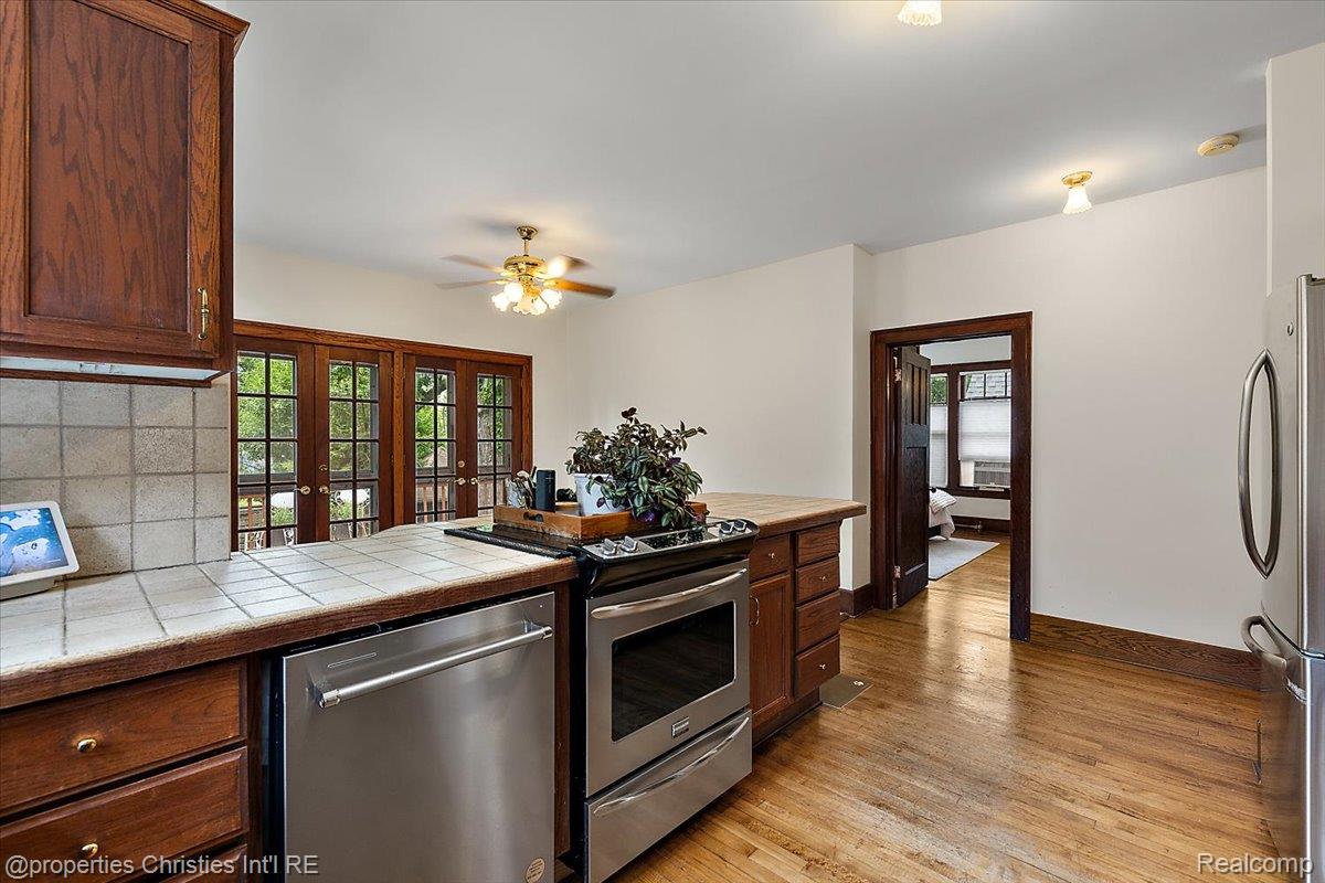 3417 Seminole Street