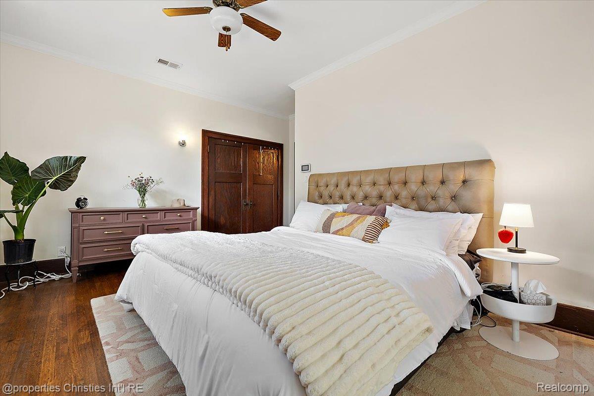 3417 Seminole Street