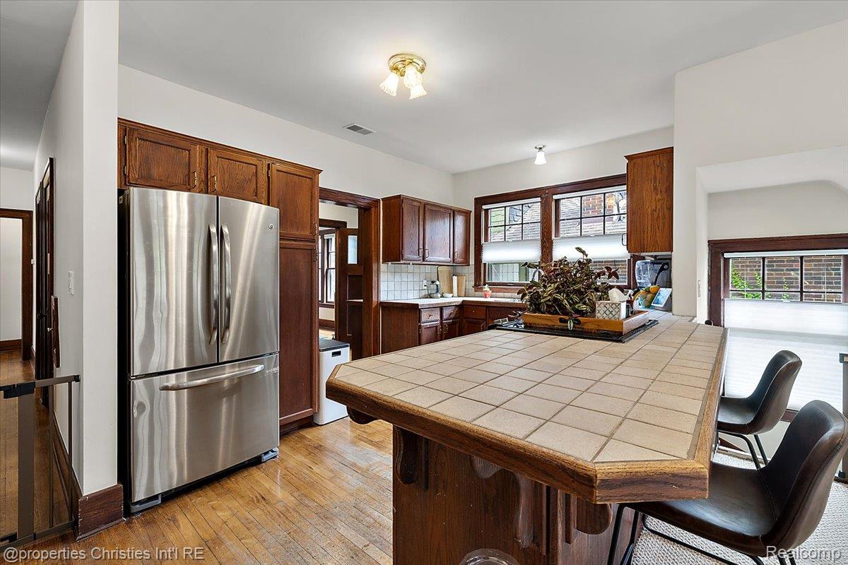 3417 Seminole Street