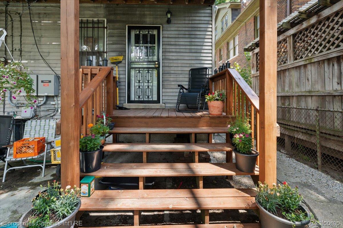 3417 Seminole Street