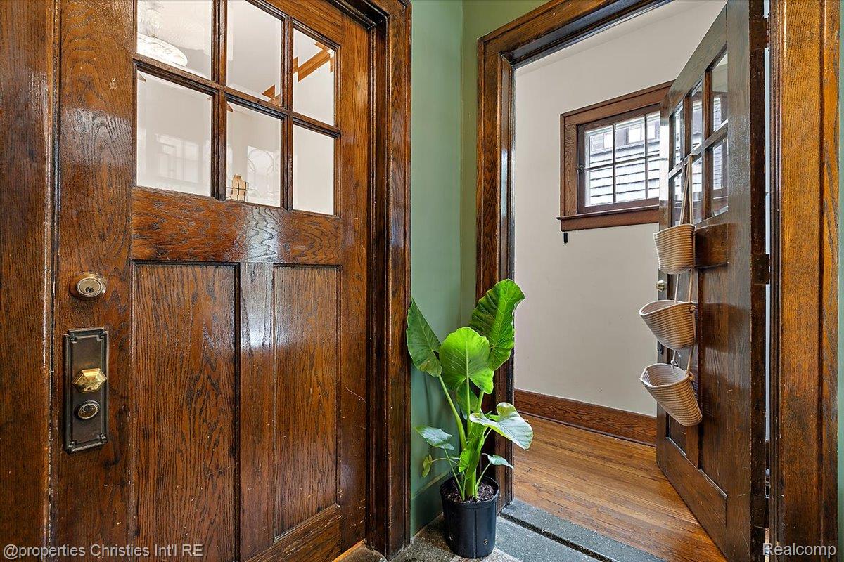 3417 Seminole Street