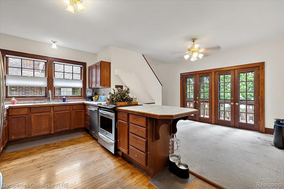 3417 Seminole Street