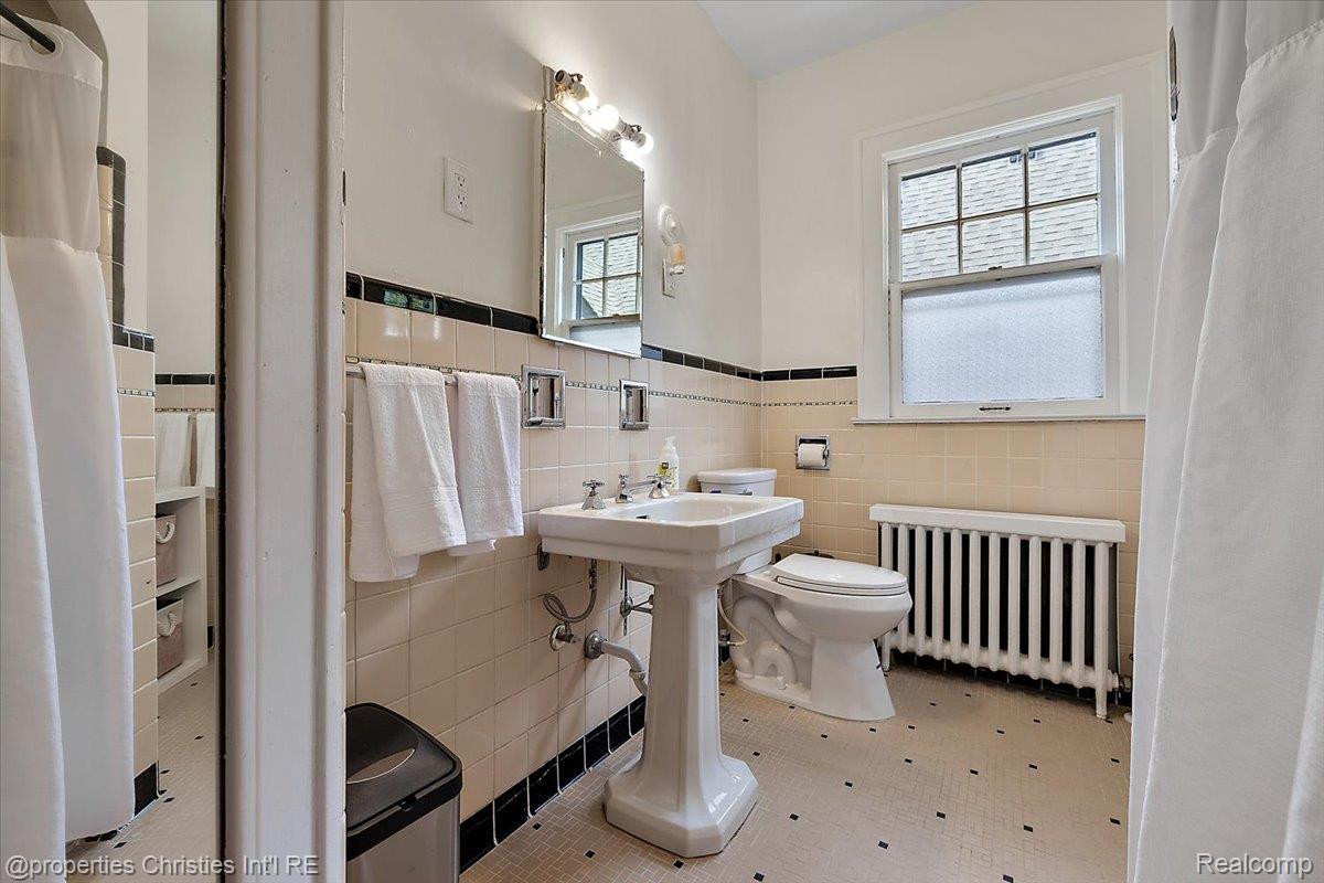 3417 Seminole Street