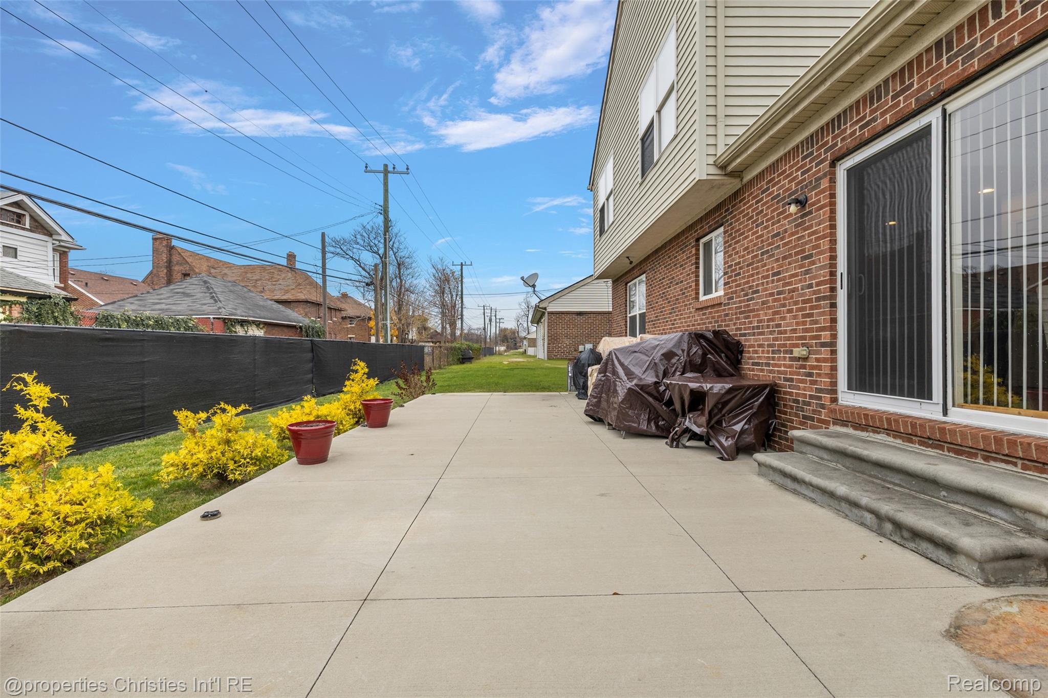 781 Saint Clair Street