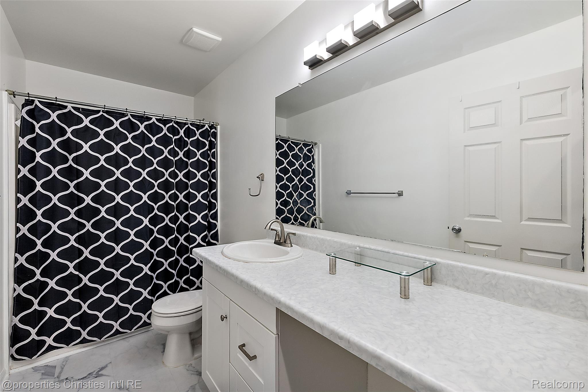 781 Saint Clair Street