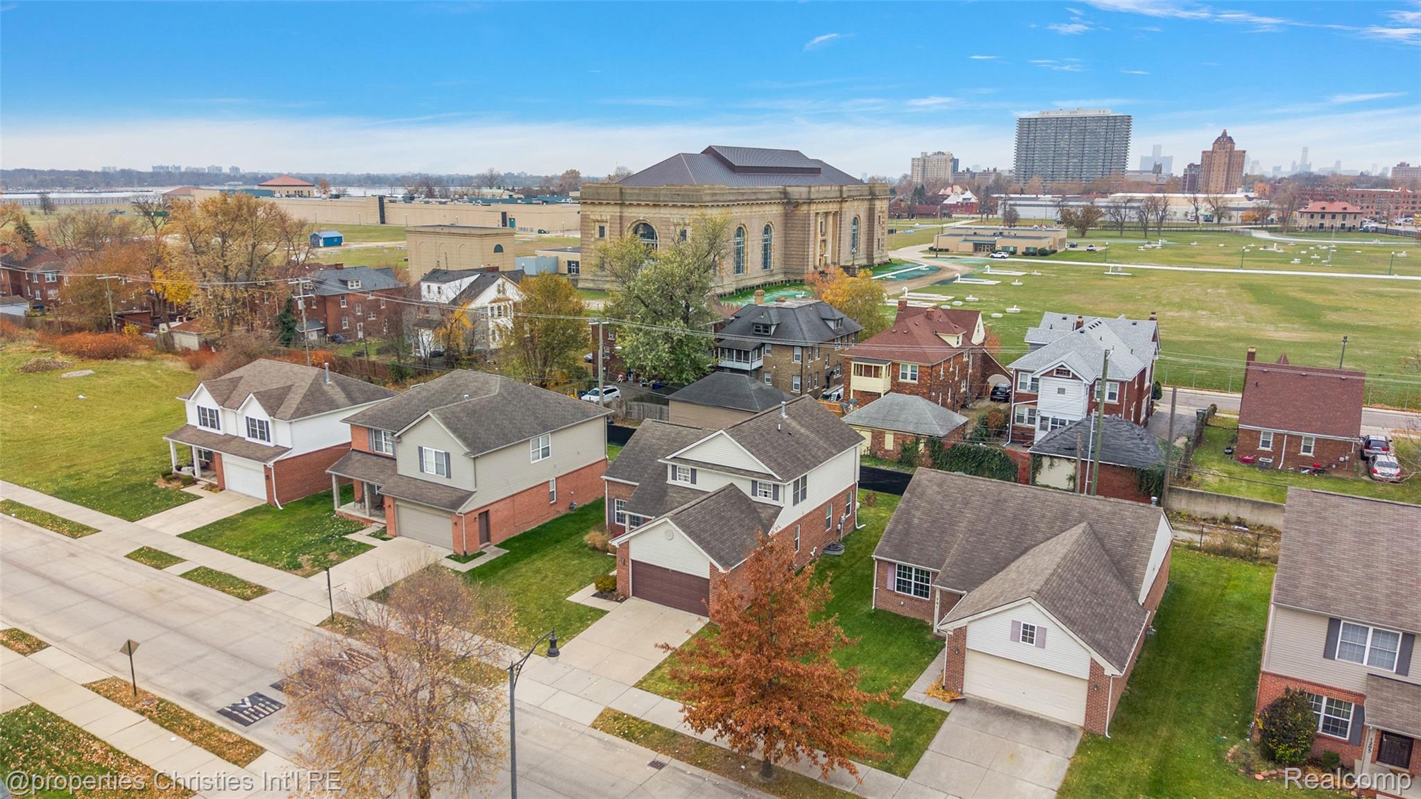 781 Saint Clair Street