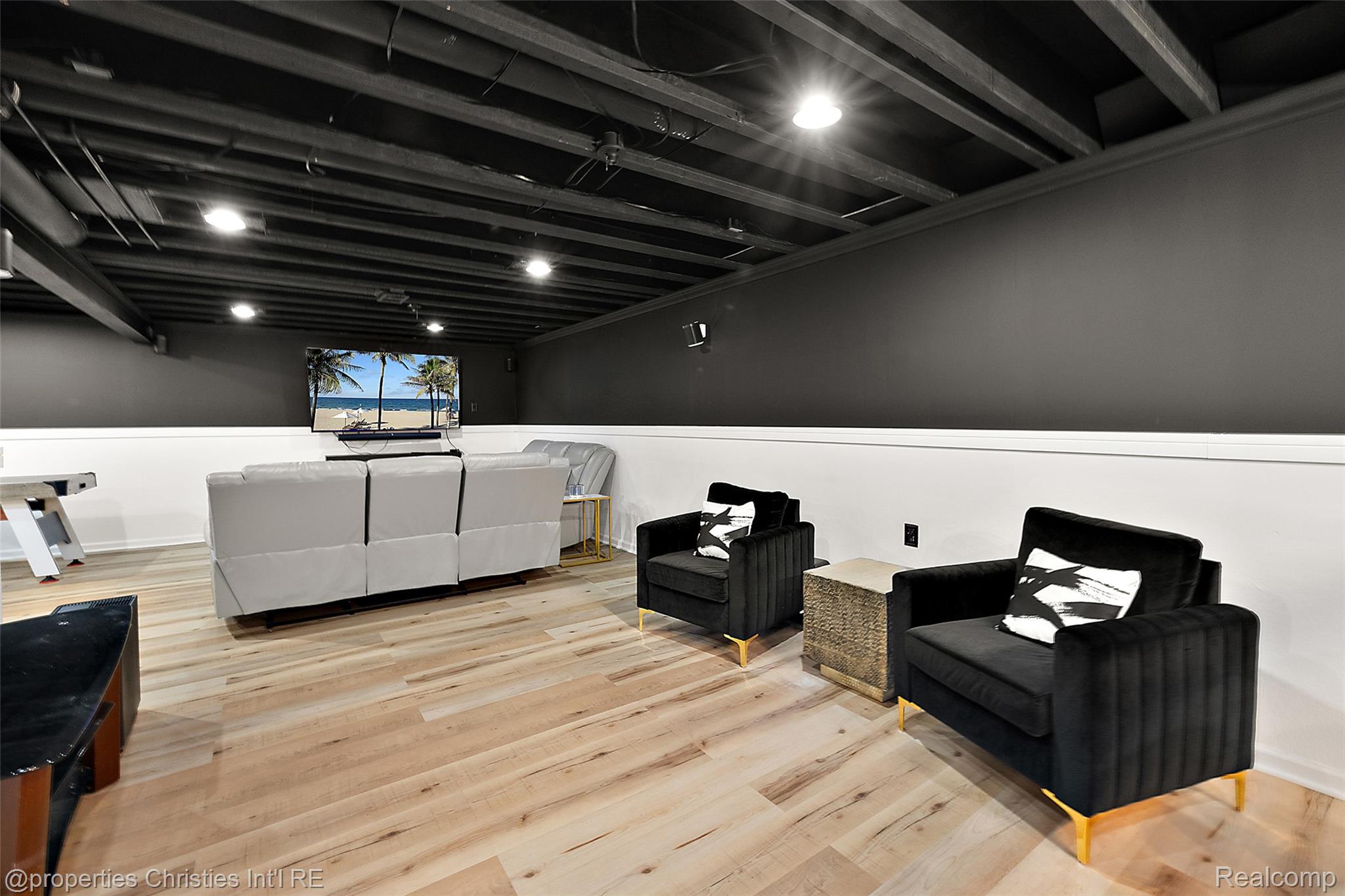 781 Saint Clair Street