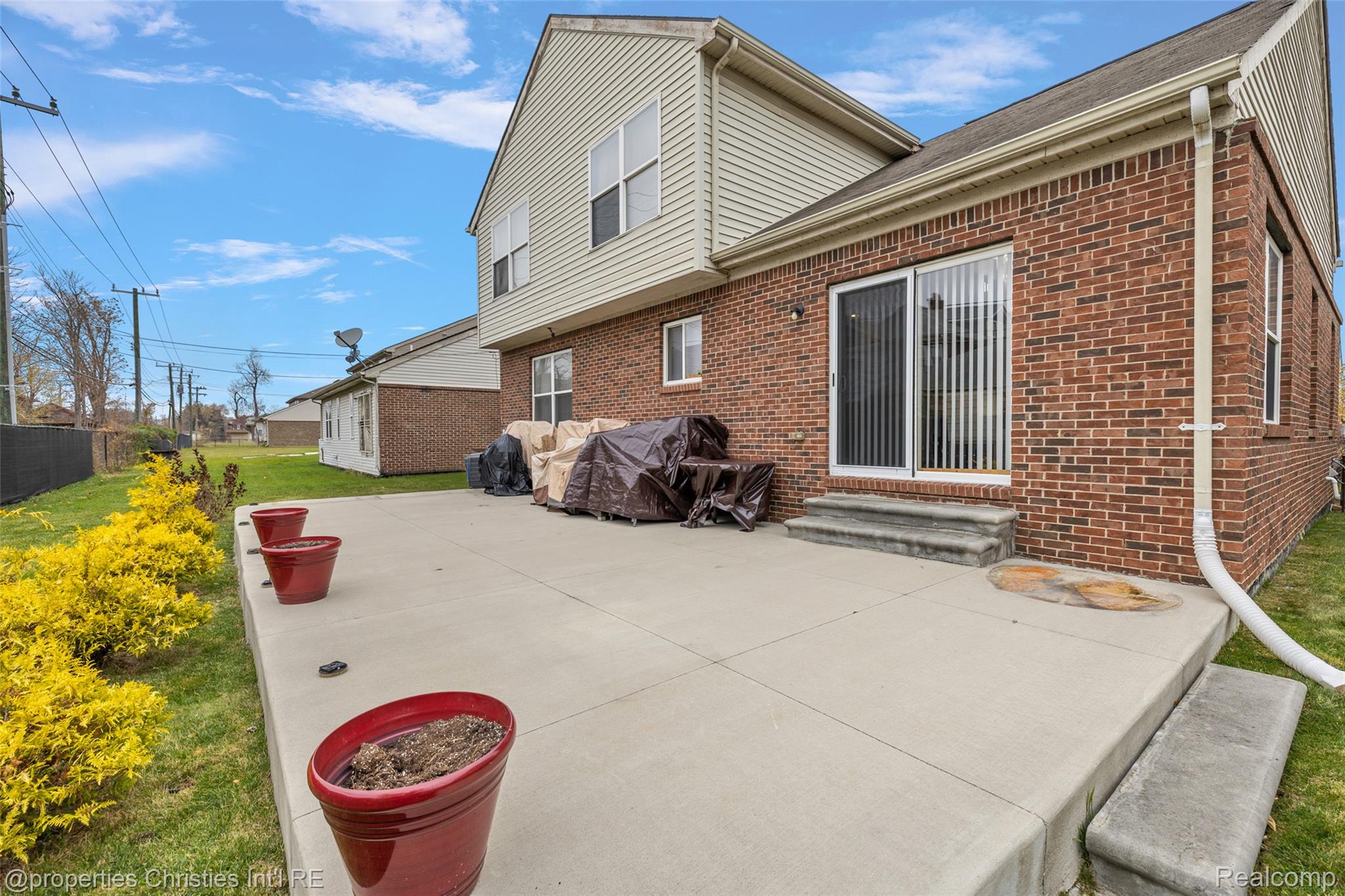 781 Saint Clair Street