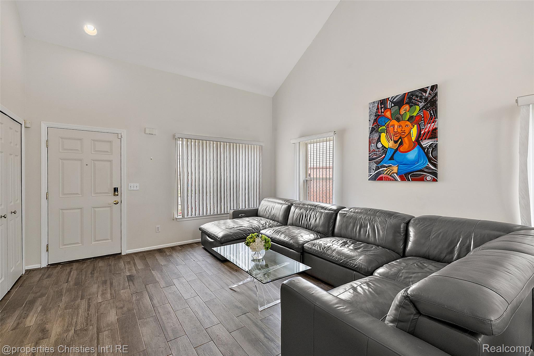 781 Saint Clair Street