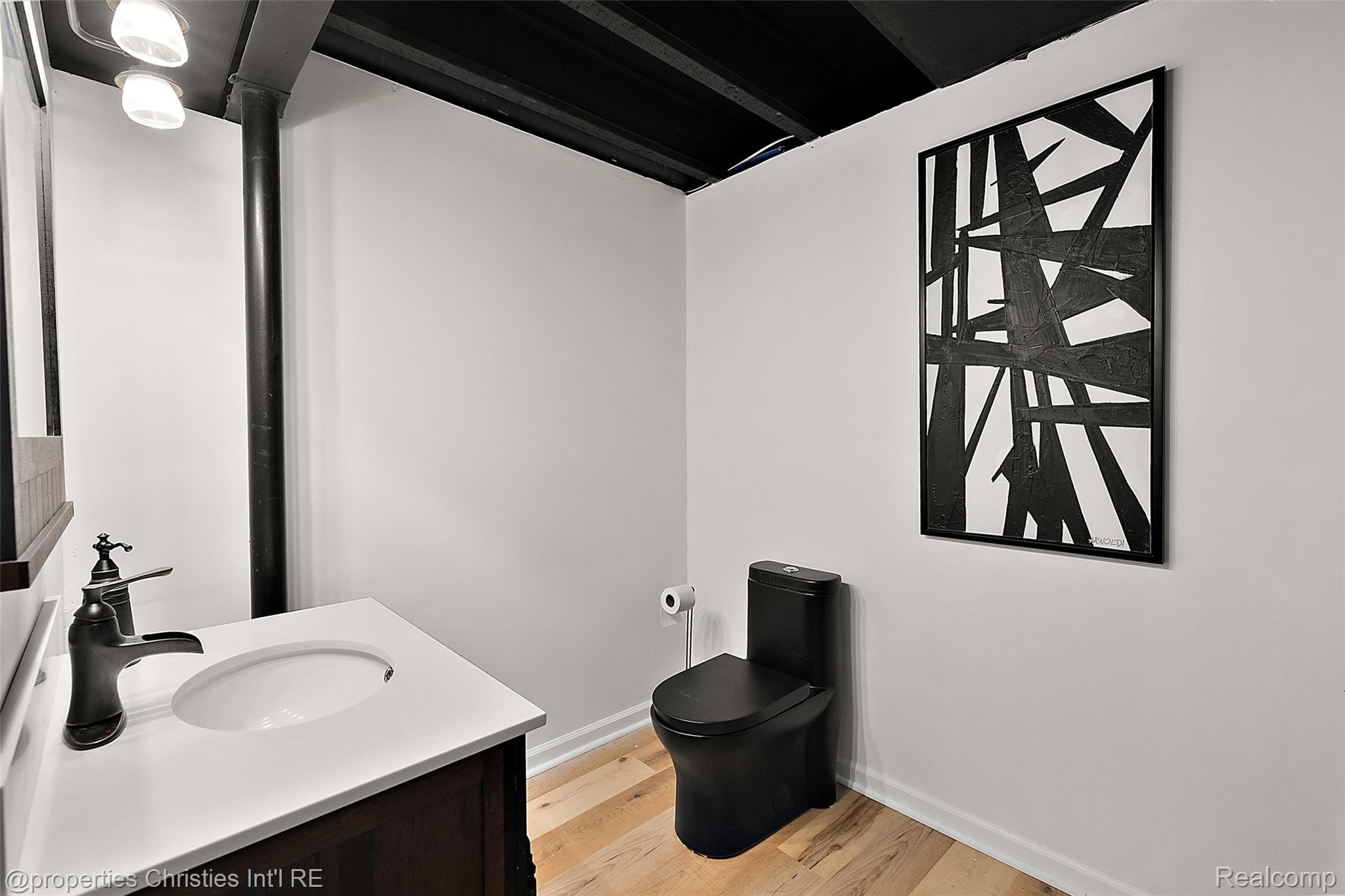 781 Saint Clair Street