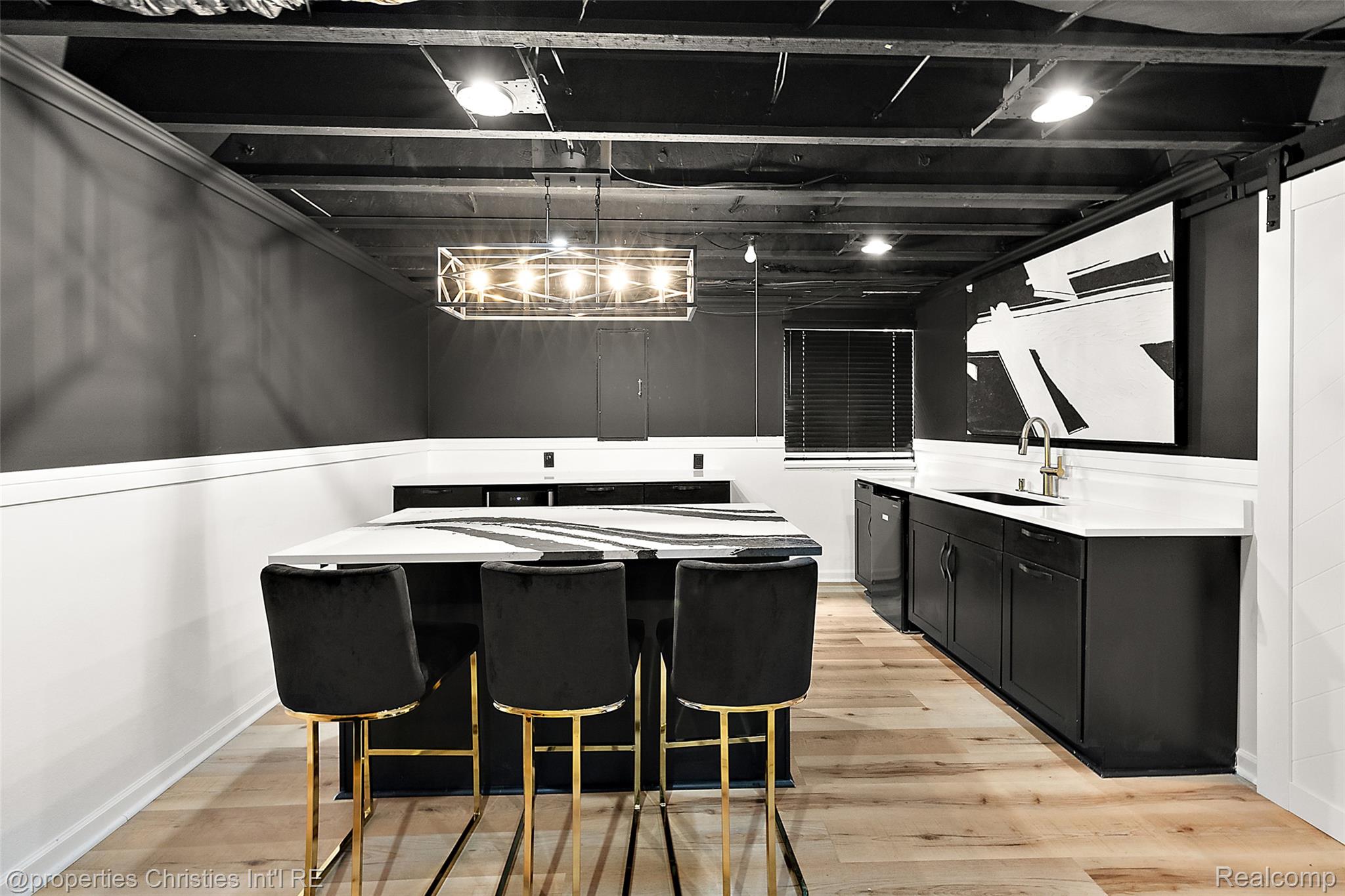 781 Saint Clair Street