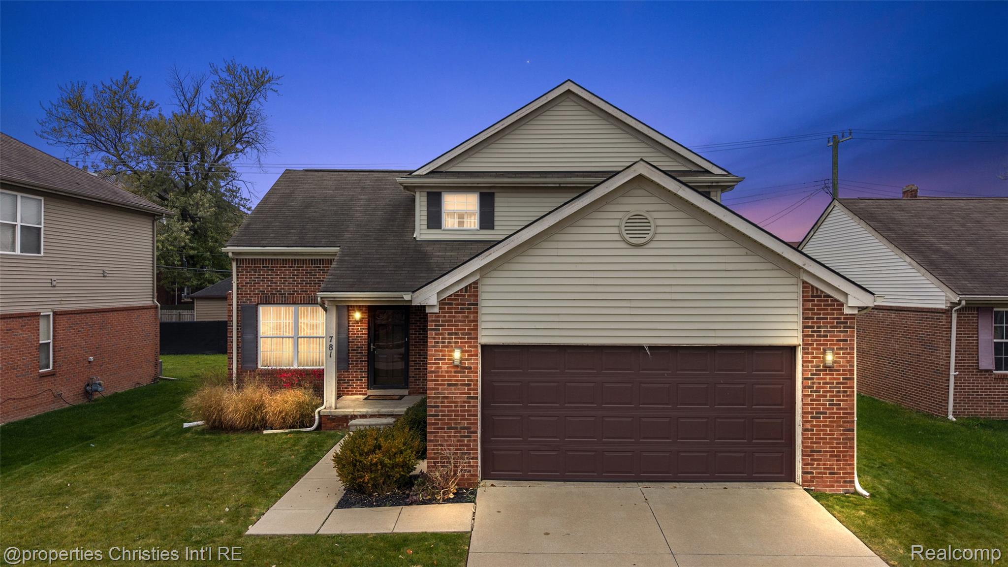 781 Saint Clair Street