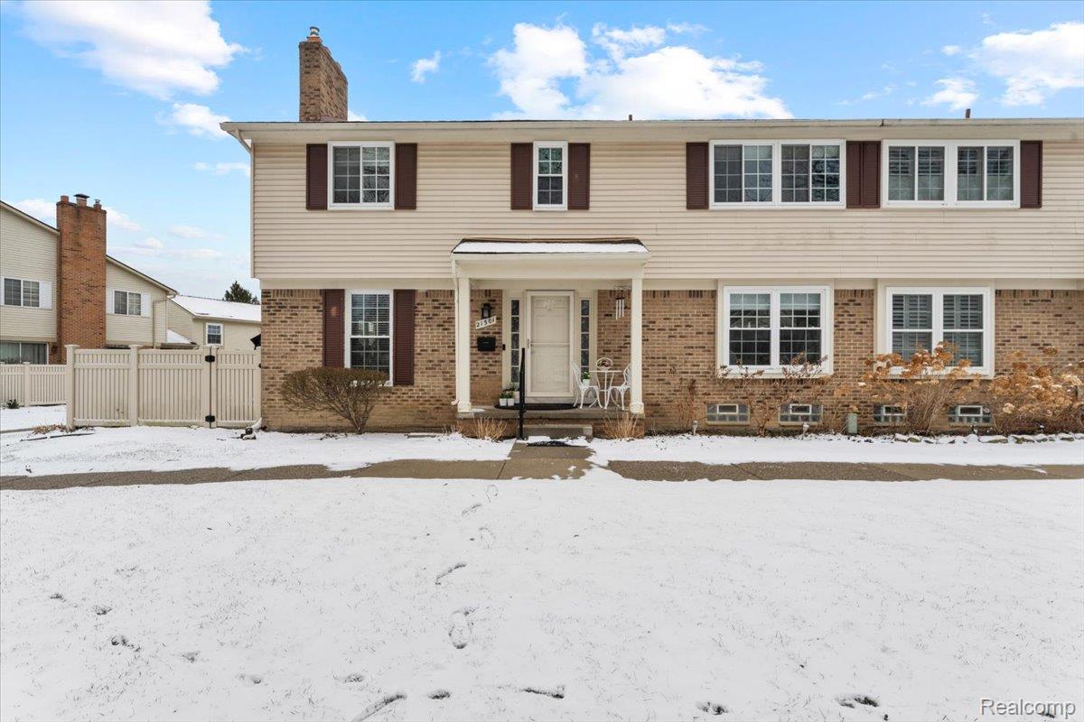 21301 E Glen Haven Circle