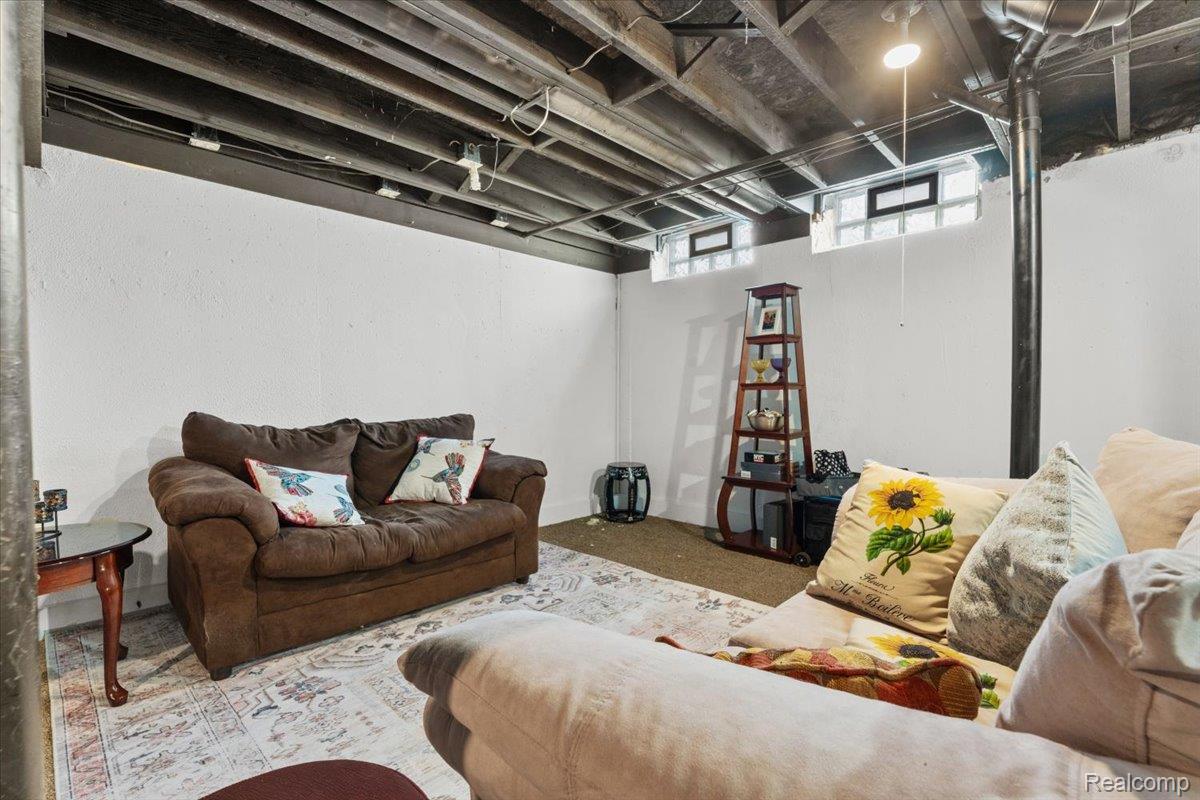 21301 E Glen Haven Circle