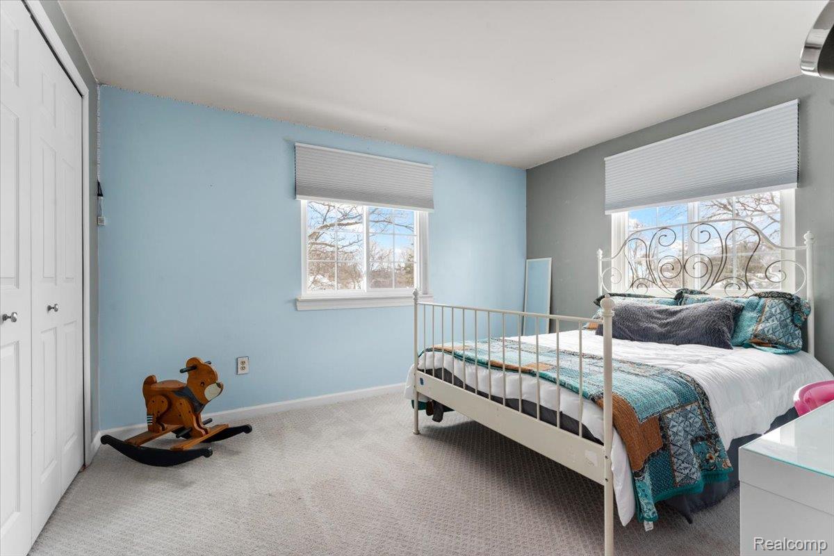 21301 E Glen Haven Circle