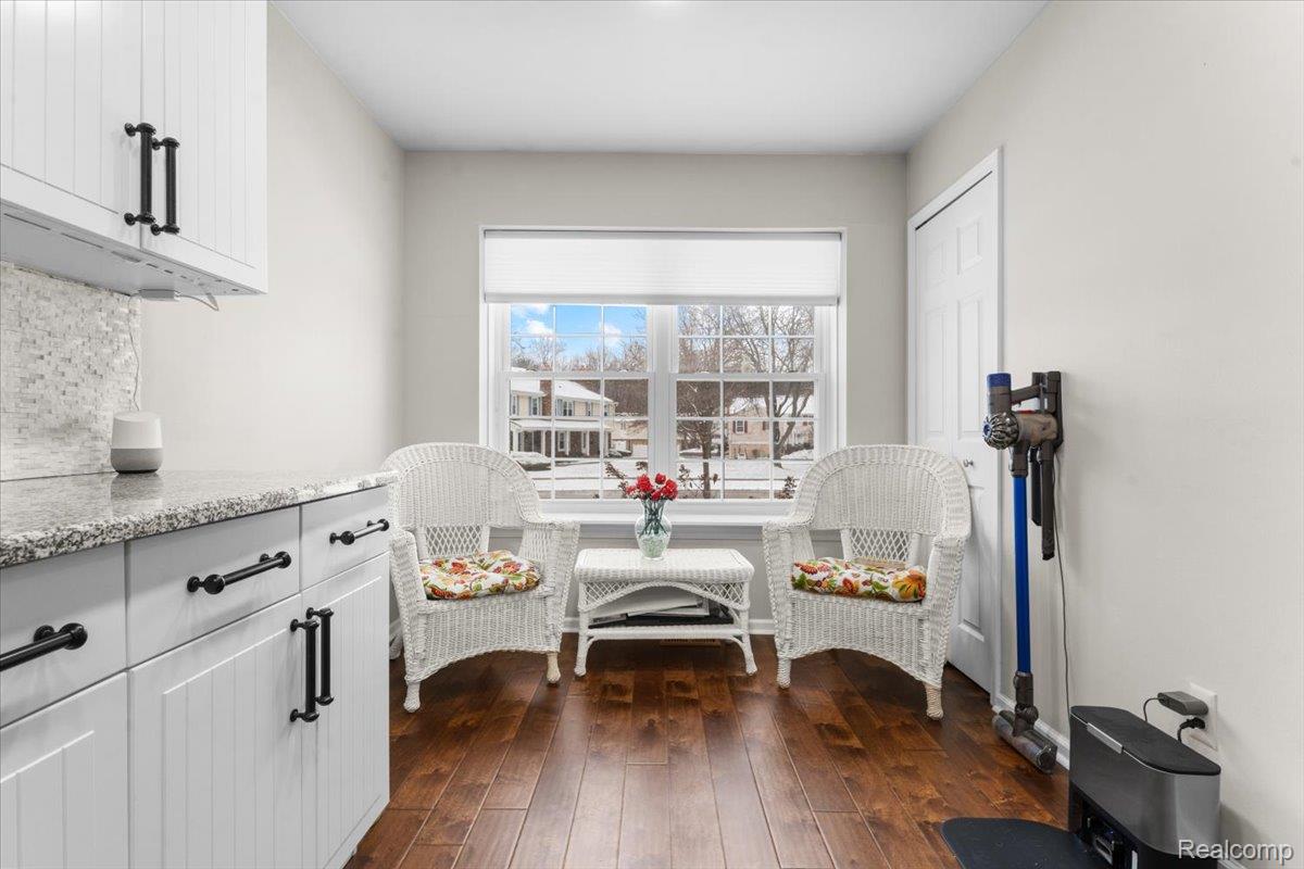 21301 E Glen Haven Circle