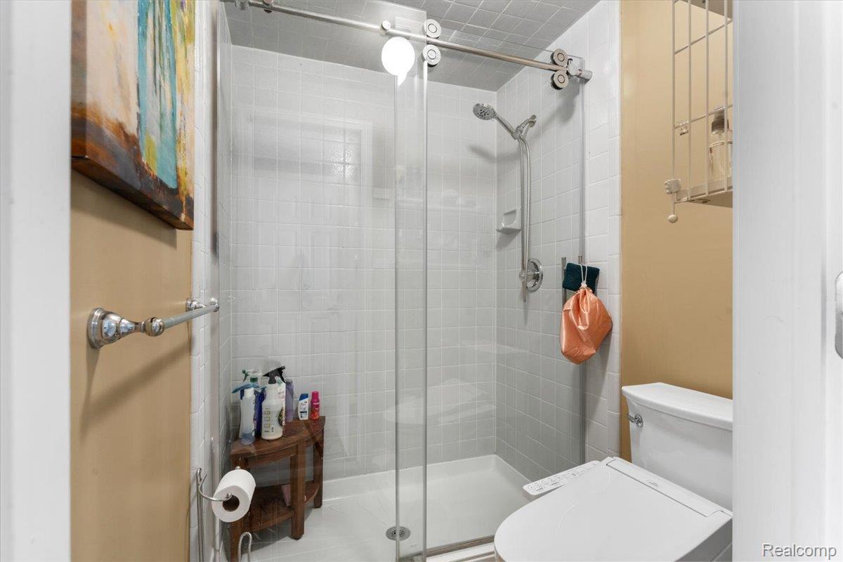 21301 E Glen Haven Circle