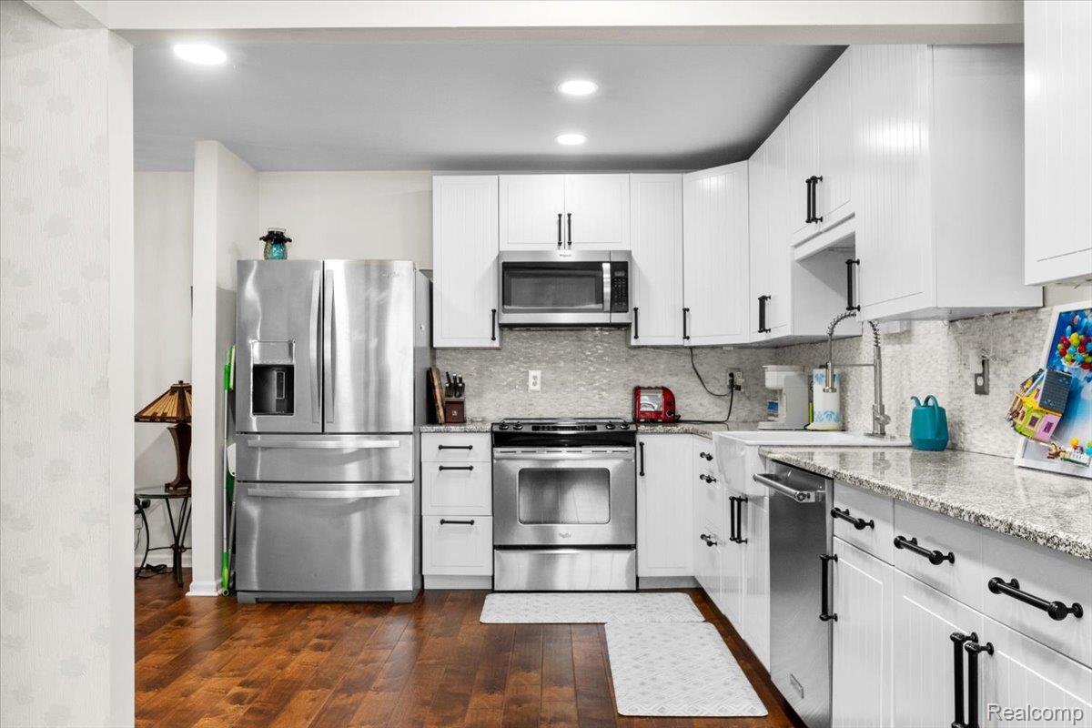 21301 E Glen Haven Circle