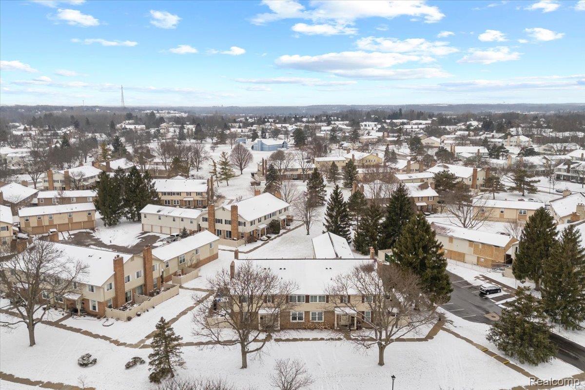 21301 E Glen Haven Circle