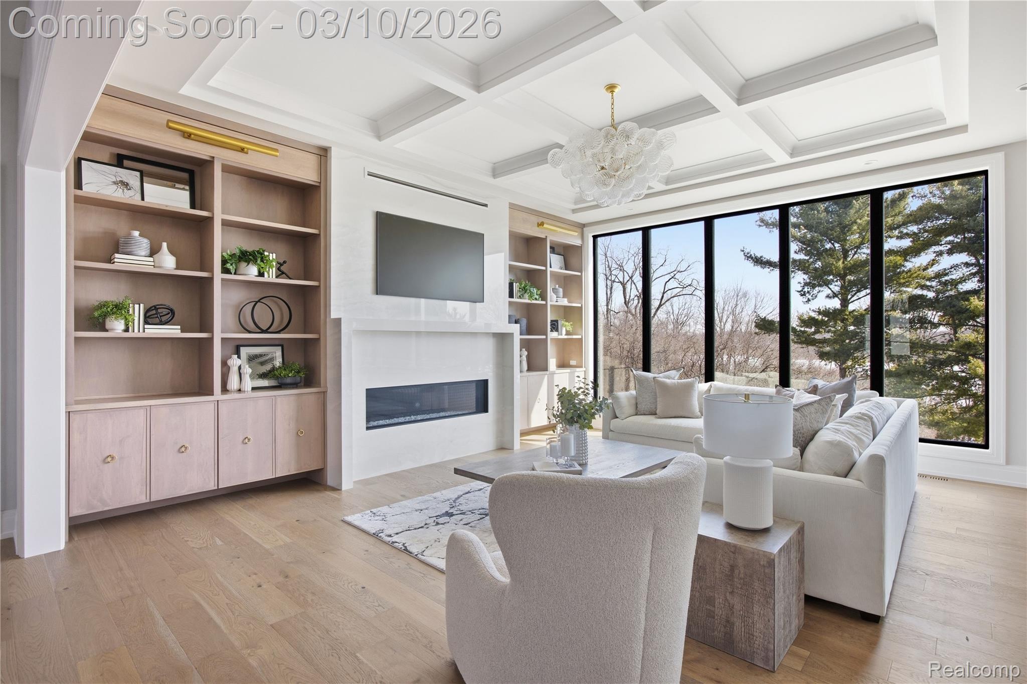 3281 Chickering Lane