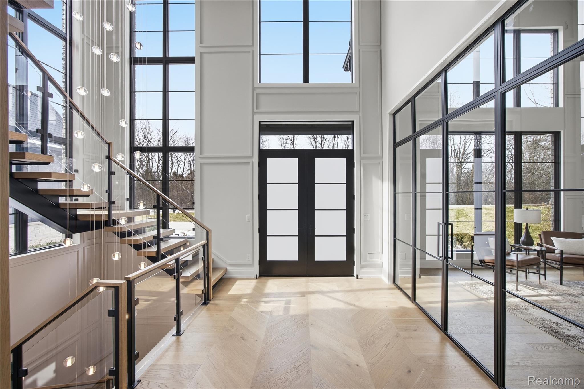 3281 Chickering Lane