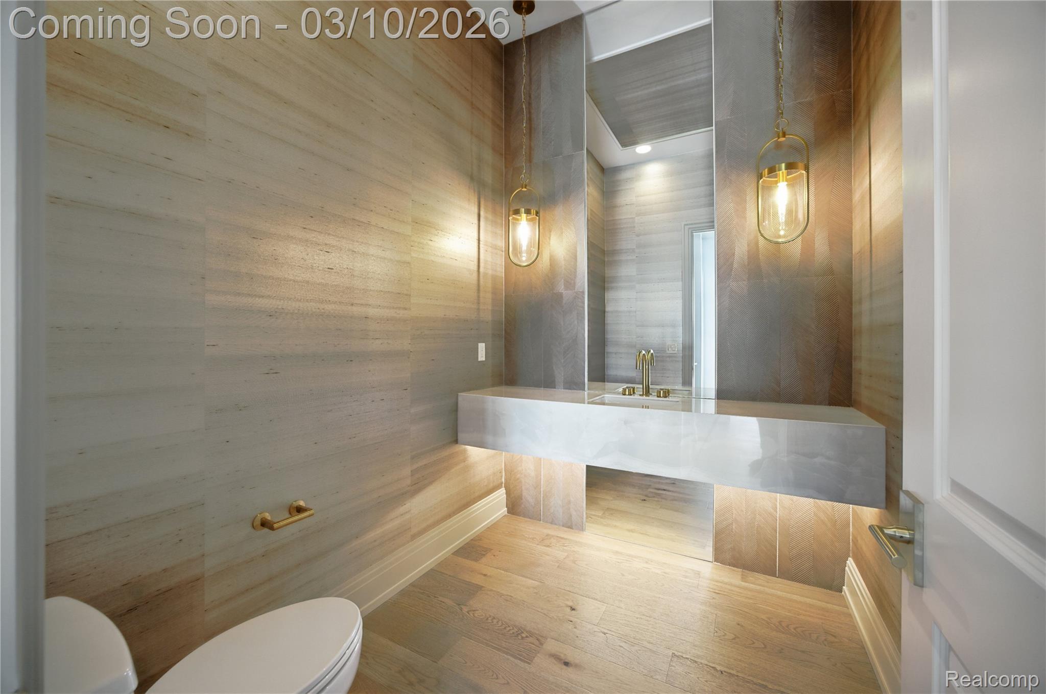 3281 Chickering Lane