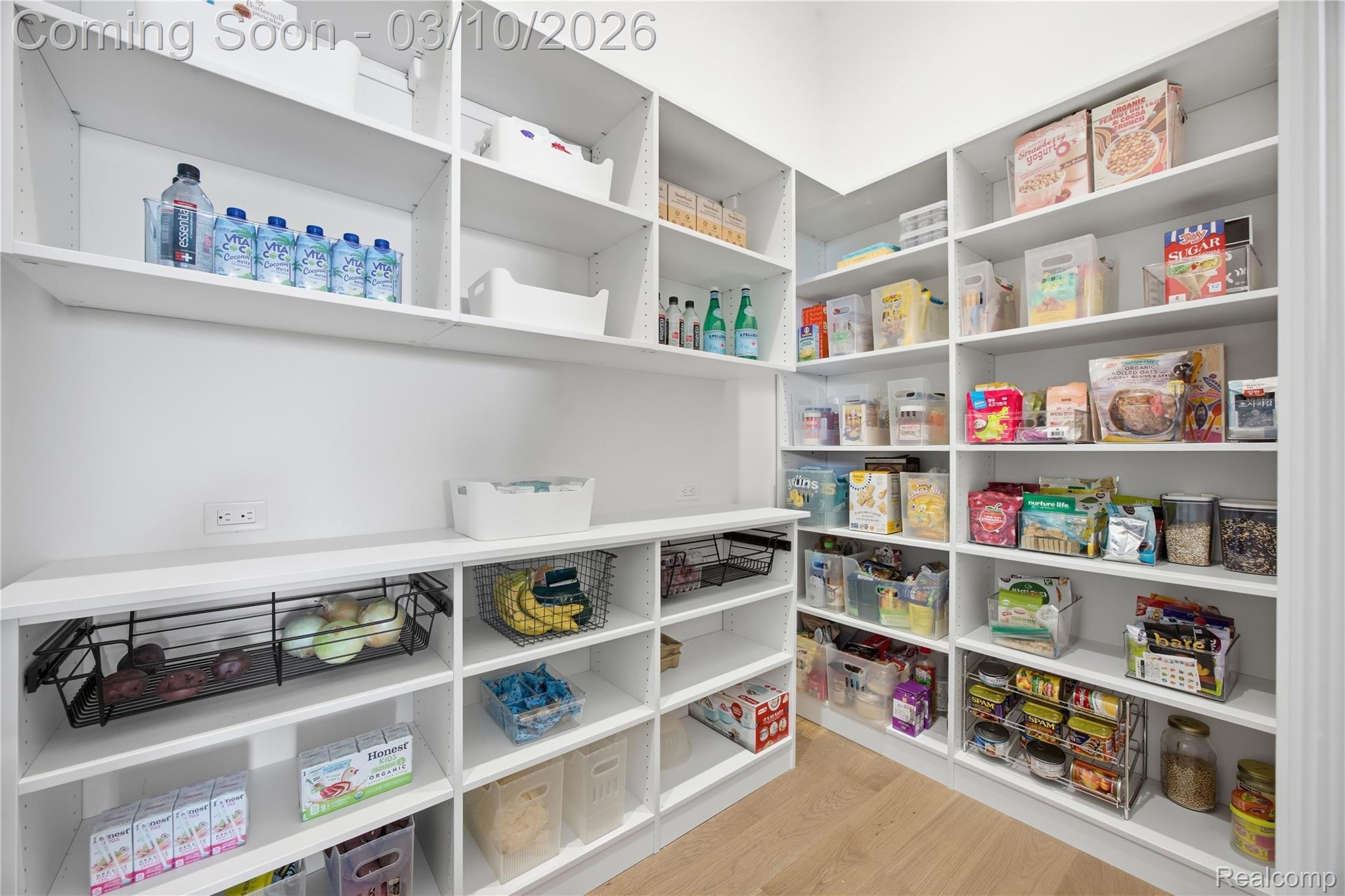 3281 Chickering Lane