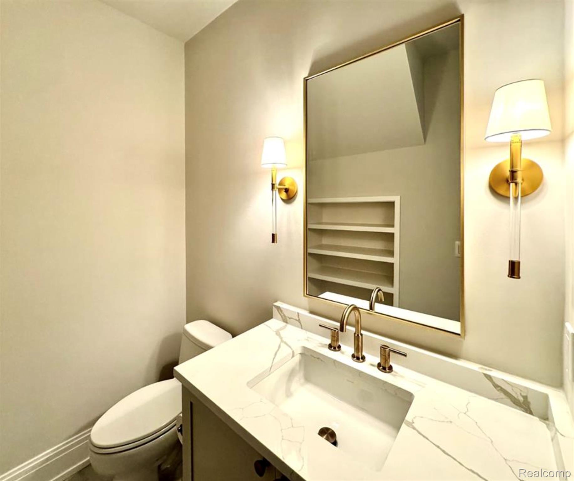 3281 Chickering Lane