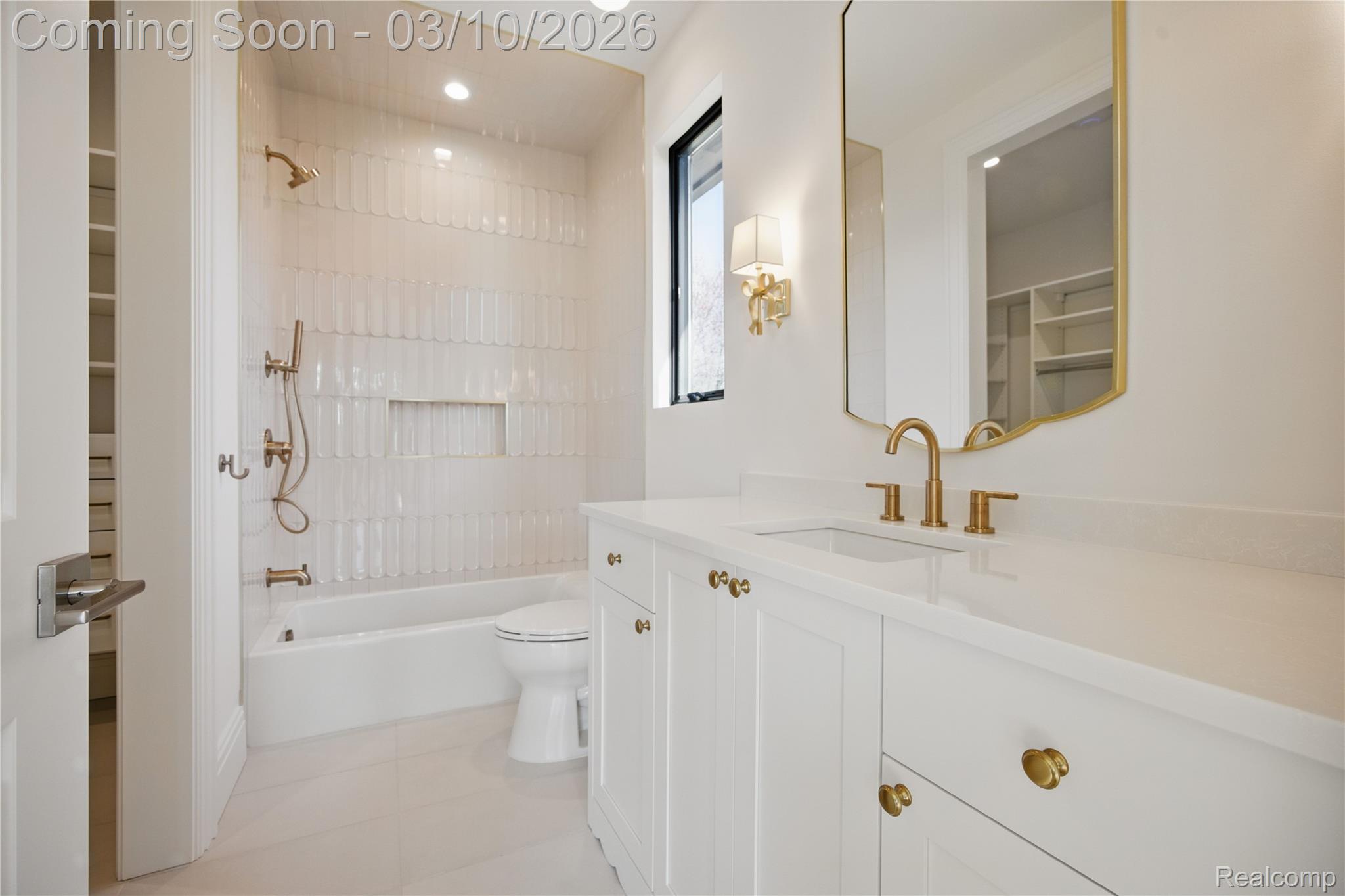 3281 Chickering Lane