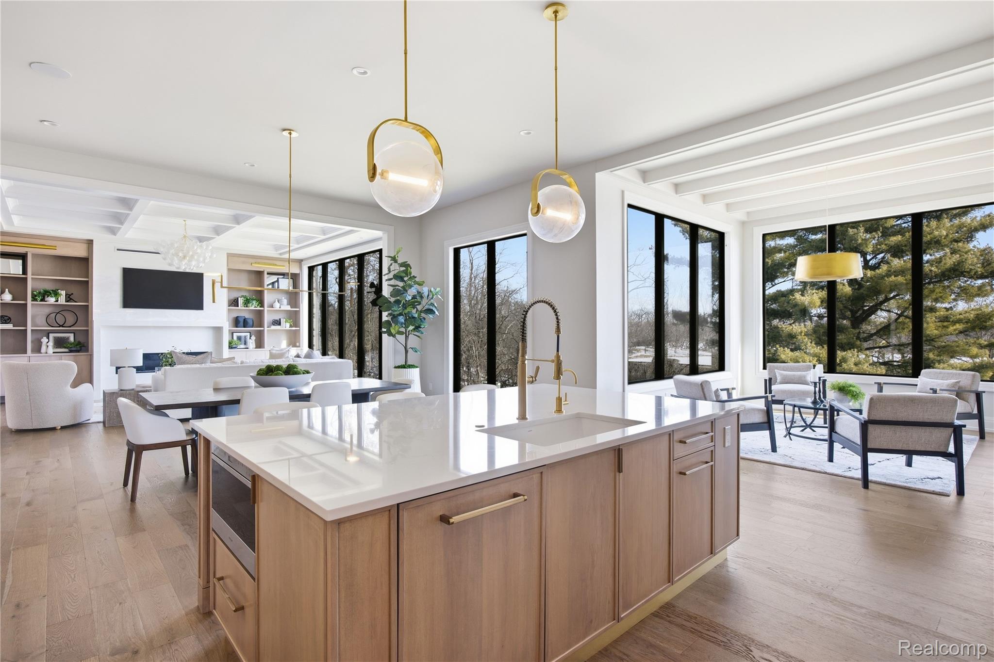 3281 Chickering Lane