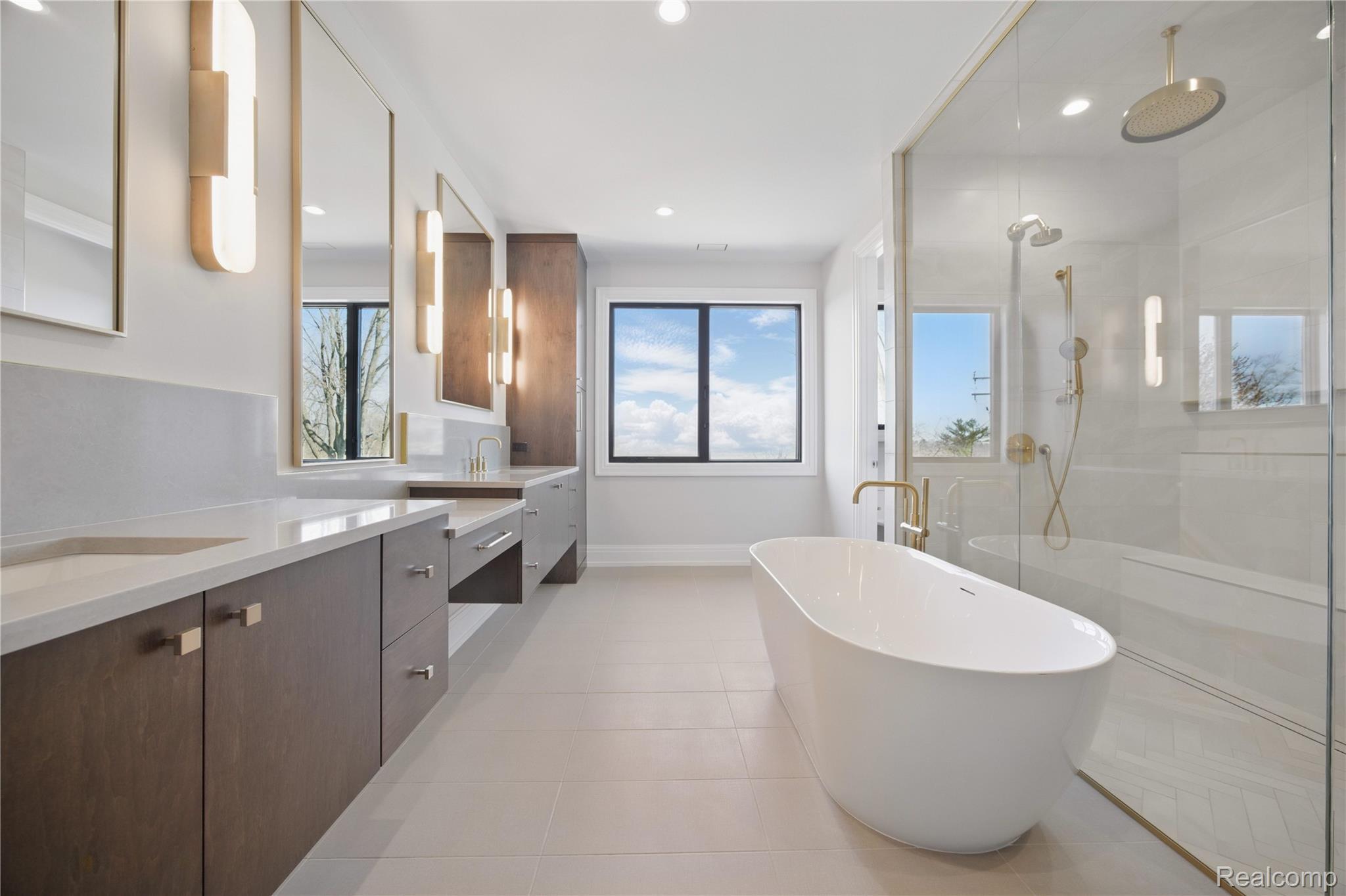 3281 Chickering Lane