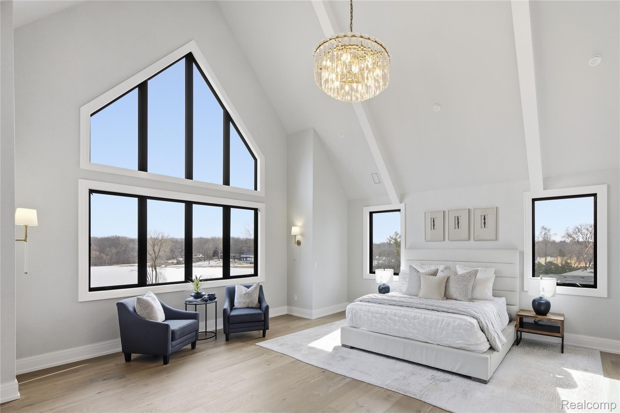 3281 Chickering Lane