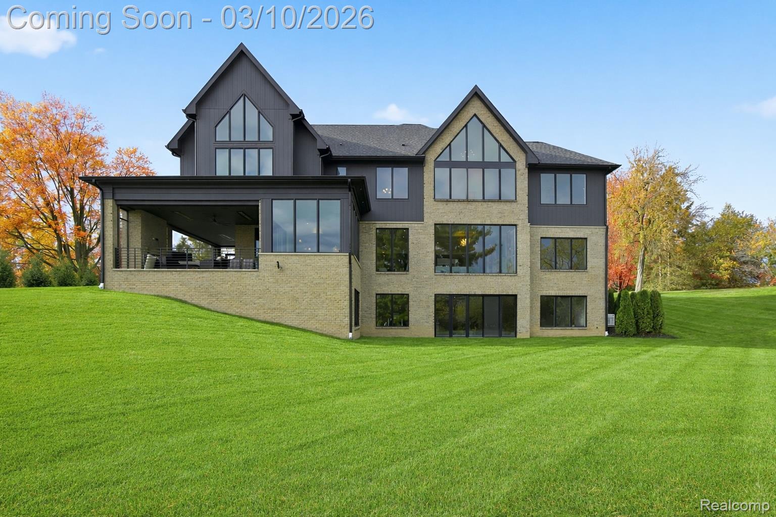 3281 Chickering Lane