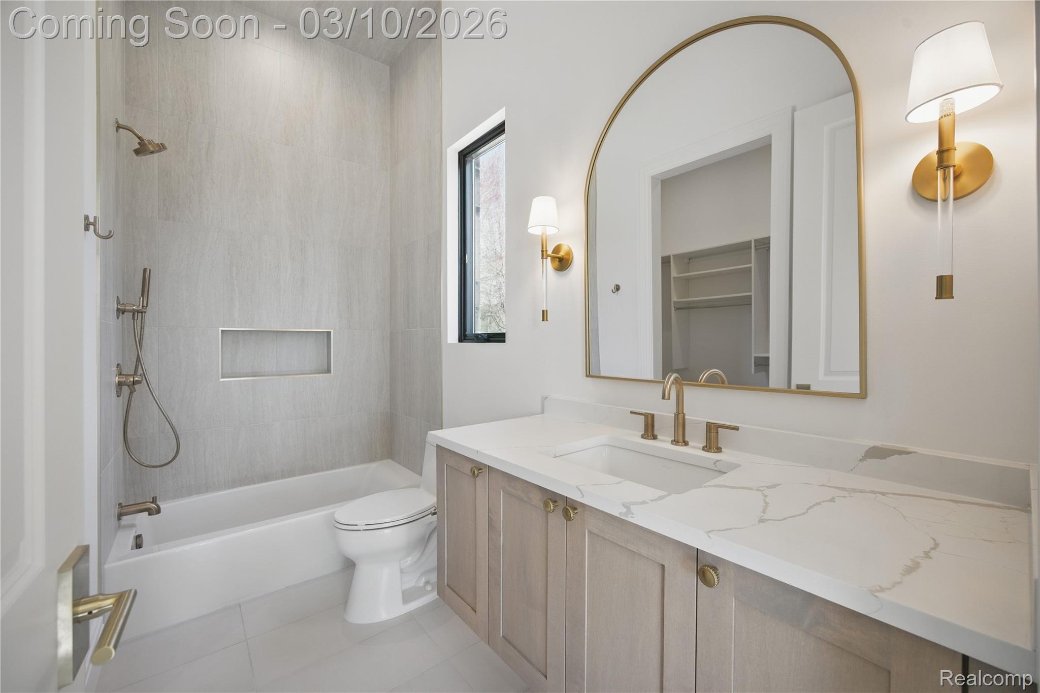 3281 Chickering Lane