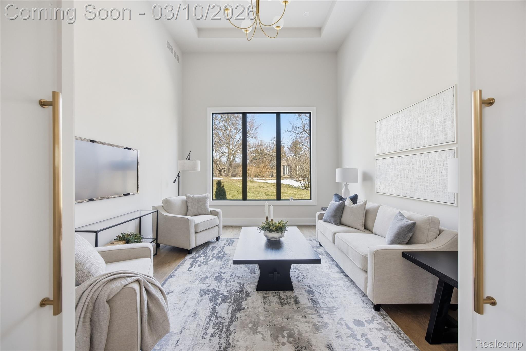 3281 Chickering Lane