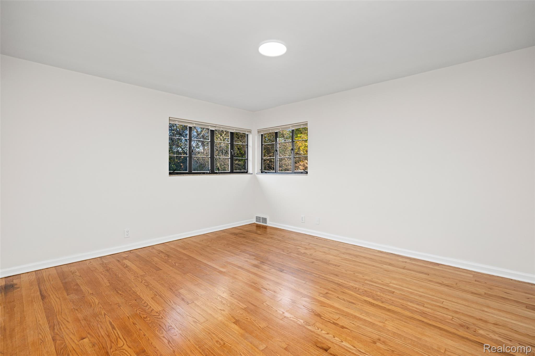 17240 Pontchartrain Blvd