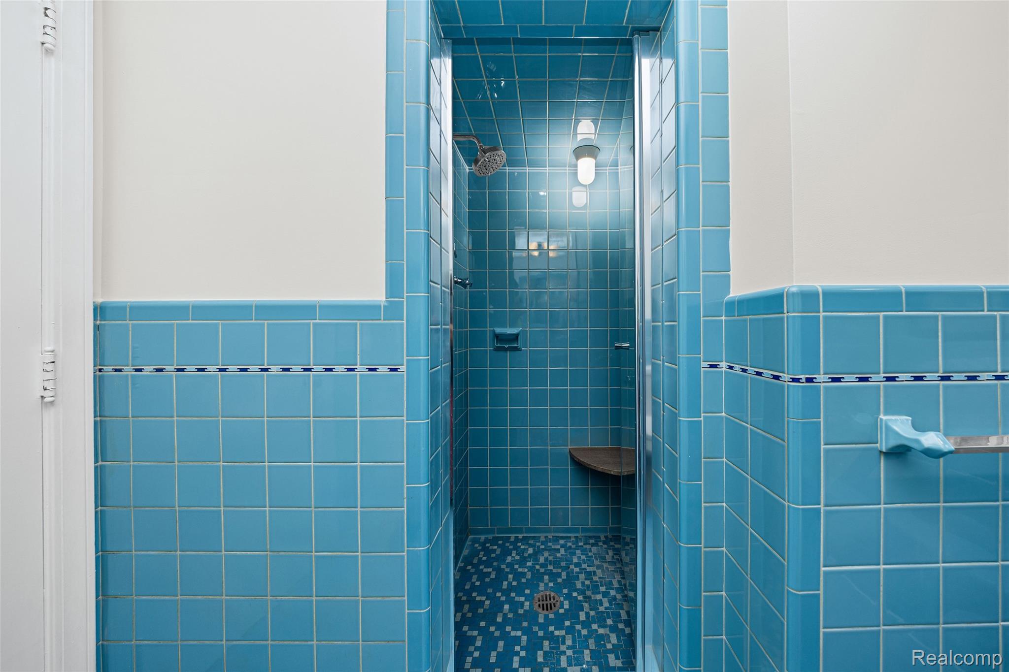 17240 Pontchartrain Blvd