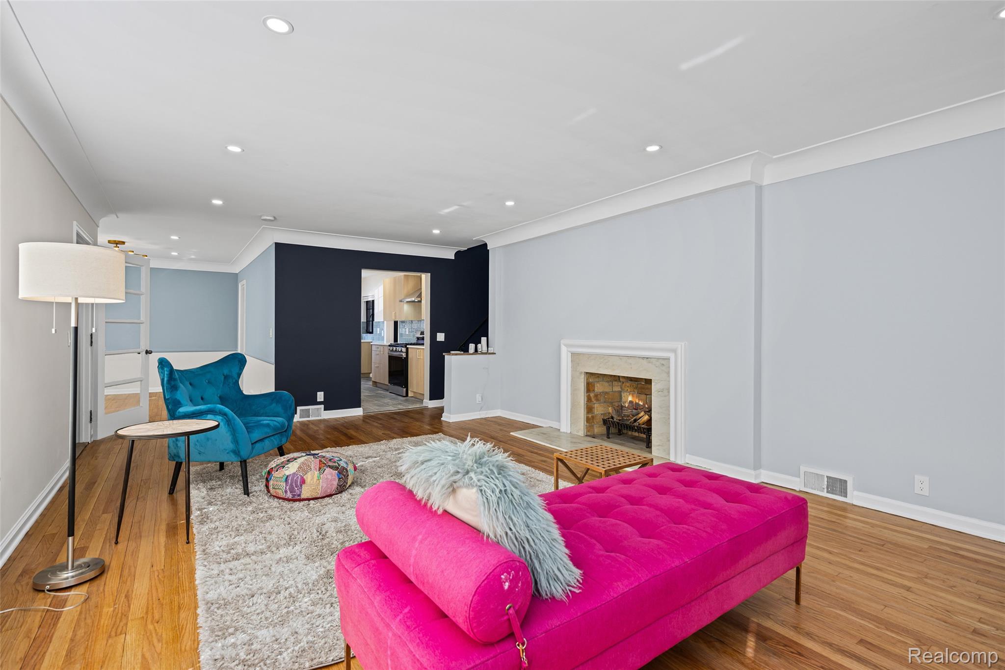 17240 Pontchartrain Blvd