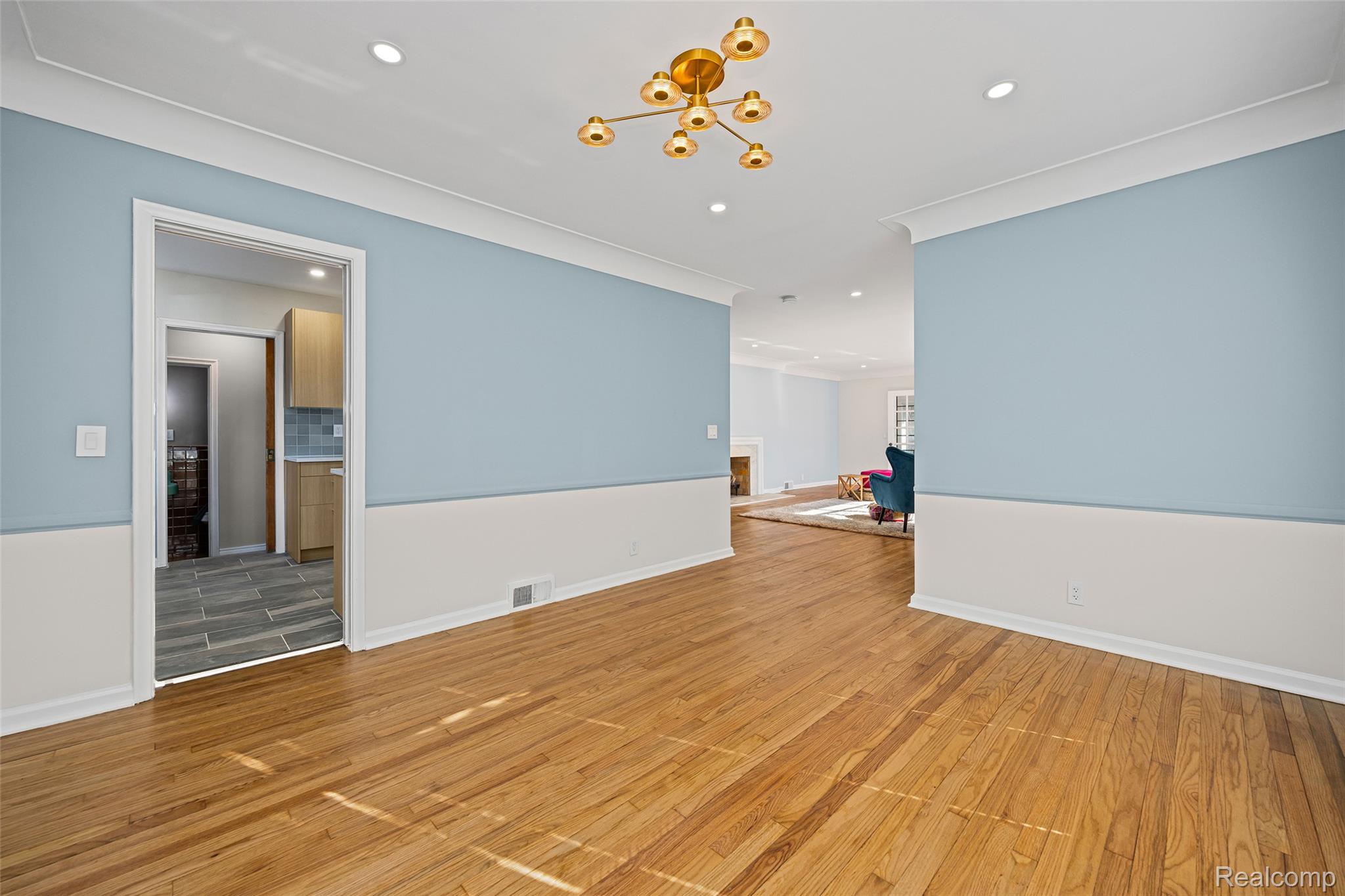 17240 Pontchartrain Blvd