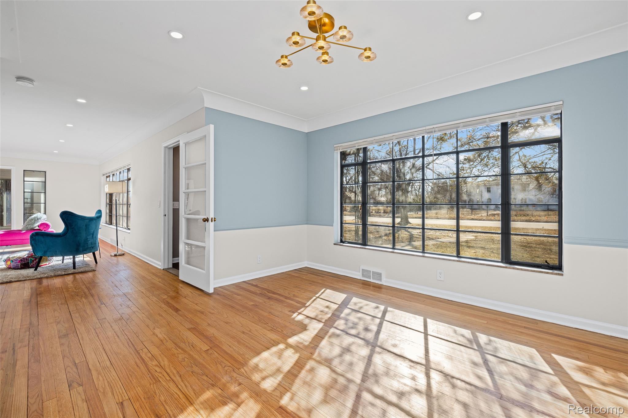 17240 Pontchartrain Blvd