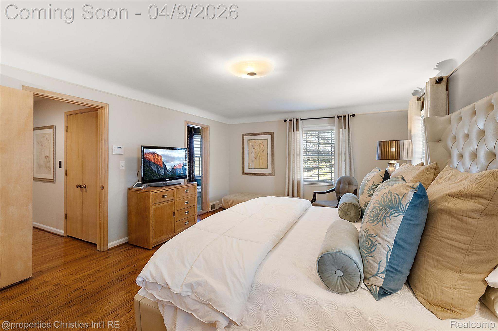 4795 W Outer Drive