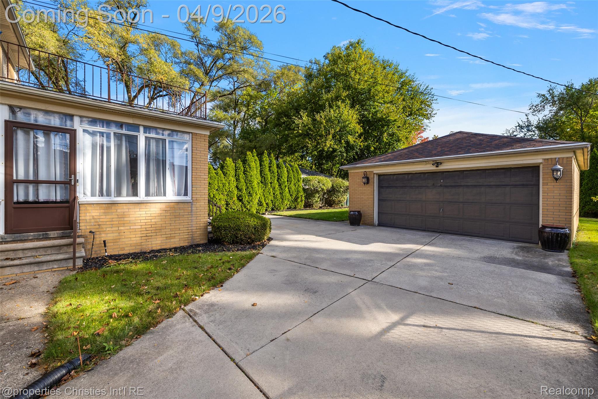 4795 W Outer Drive